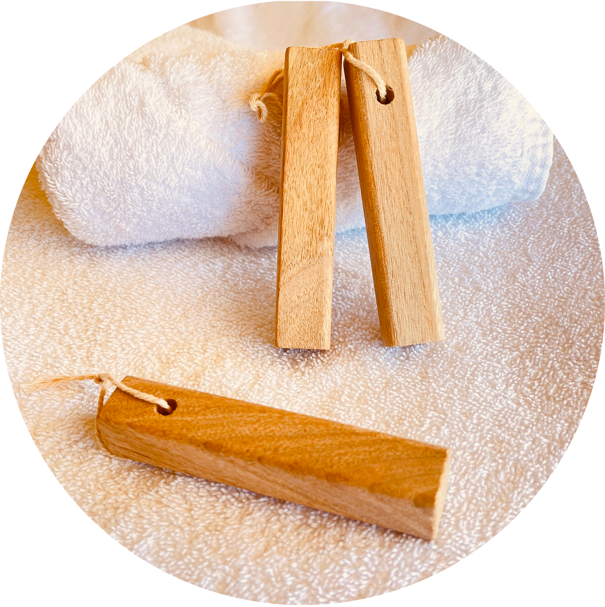 Natural Camphor Wood Strips Simpelhaus