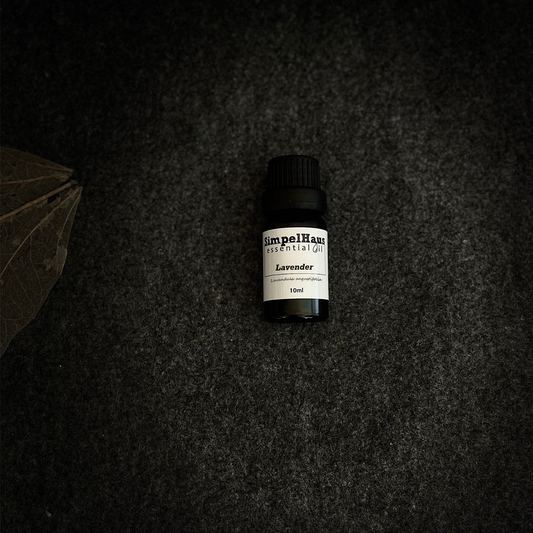 Essential Oils vs Synthetic Fragrance: What’s in Your Air?